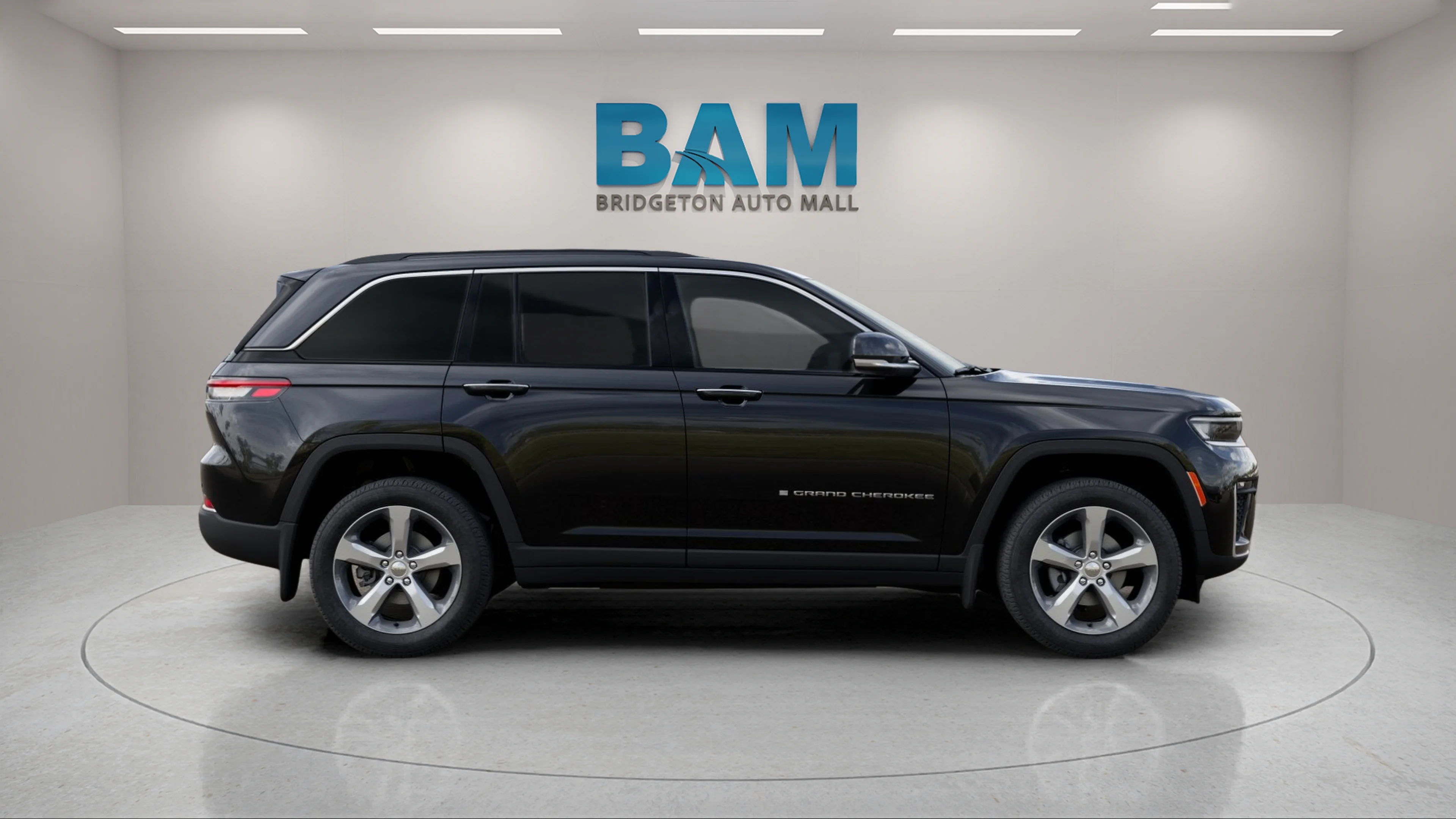 New 2026 Diamond Black Crystal Pearl-Coat Exterior Paint Jeep Limited image 18