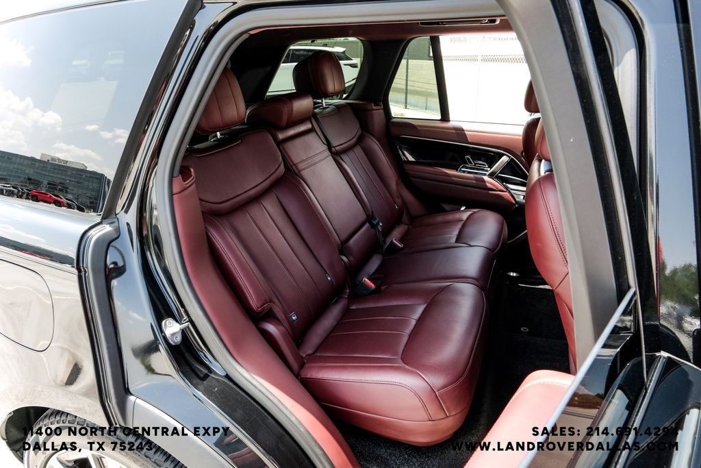 Used 2023 Santorini Black Metallic Land Rover SE image 41