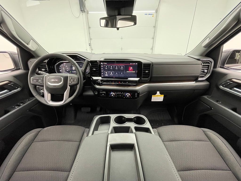 New 2026 Sterling Metallic GMC Elevation image 4