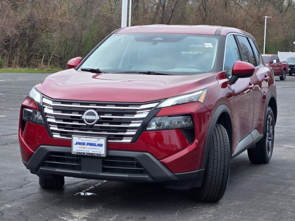 2025 Nissan Rogue SV - Photo 5