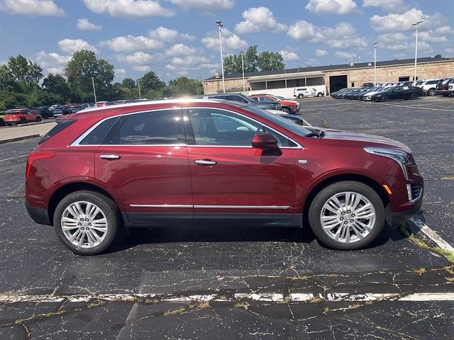 Used 2017 RED PASSION TINTCOAT Cadillac Premium Luxury FWD image 3