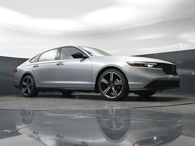 New 2026 Solar Silver Metallic Honda SE image 25