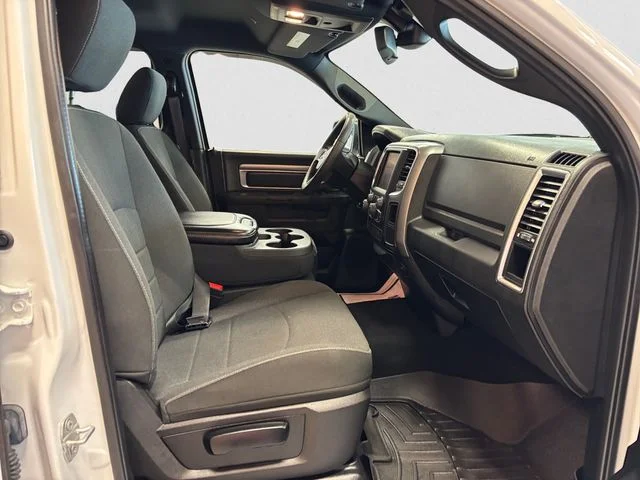 Used 2021 White Ram Warlock image 16