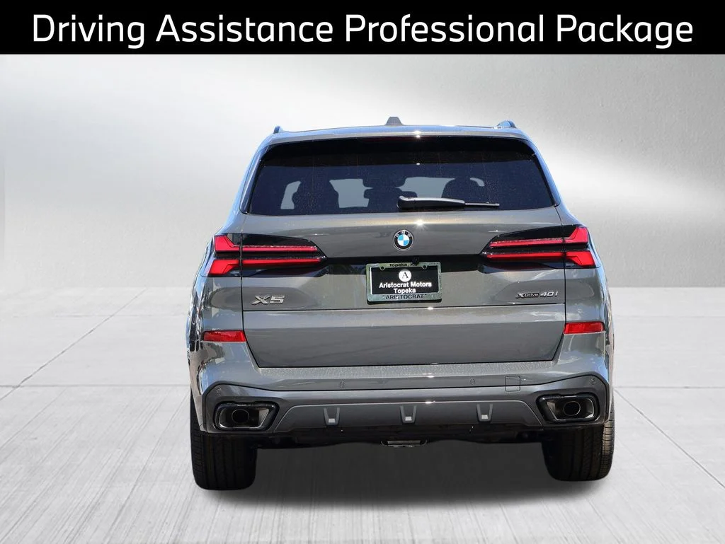 New 2026 Dravit Grey Metallic BMW xDrive40i image 8