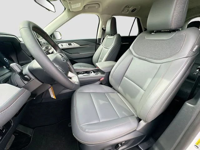 New 2026 White Metallic Ford Active image 14
