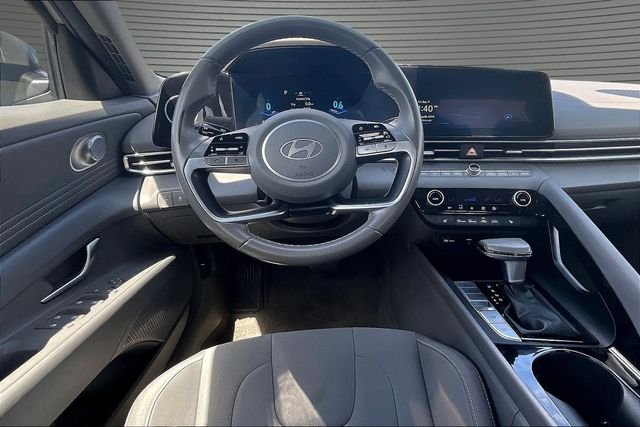 2025 Hyundai Elantra SEL - Photo 10