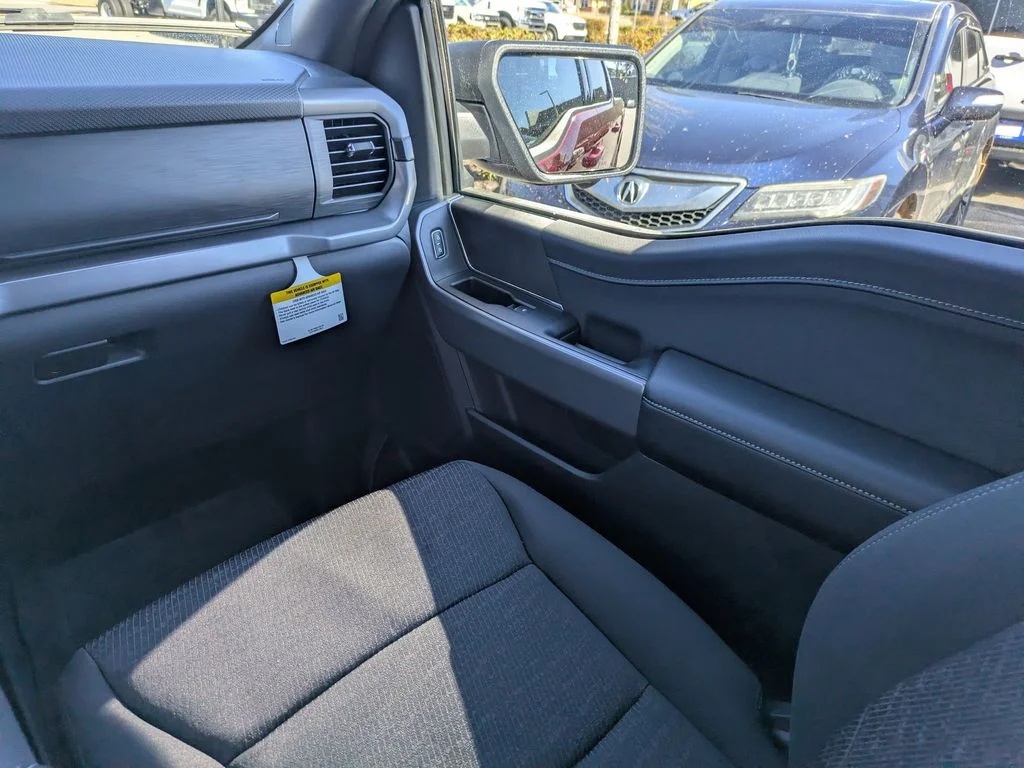 New 2026 Ruby Red Metallic Tinted Clearcoat Ford XLT image 17