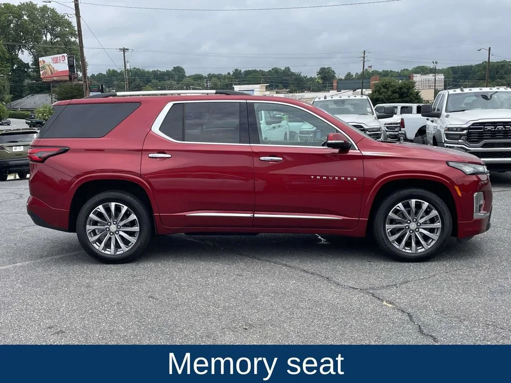 Used 2023 RADIANT RED TINTCOAT Chevrolet Premier image 10