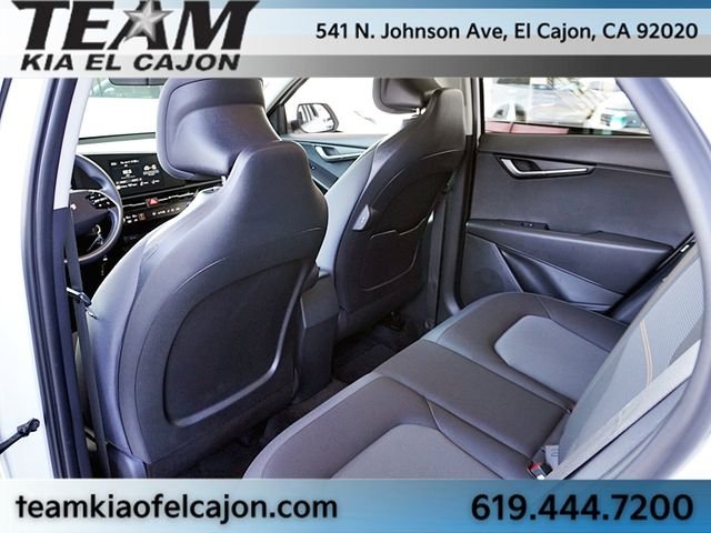 Used 2024 White Kia LX image 17