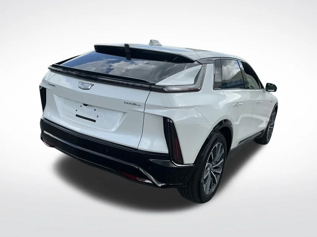 Used 2024 White Cadillac Sport image 10