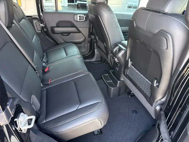 New 2027 Black Jeep Sahara image 32