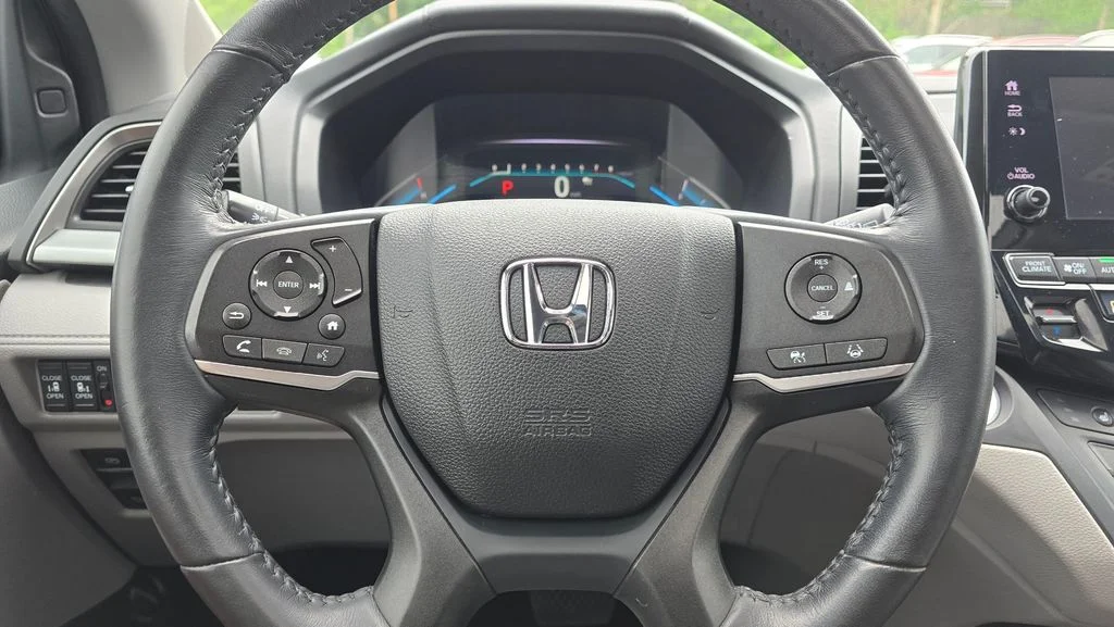 Used 2022  Honda EX-L image 29