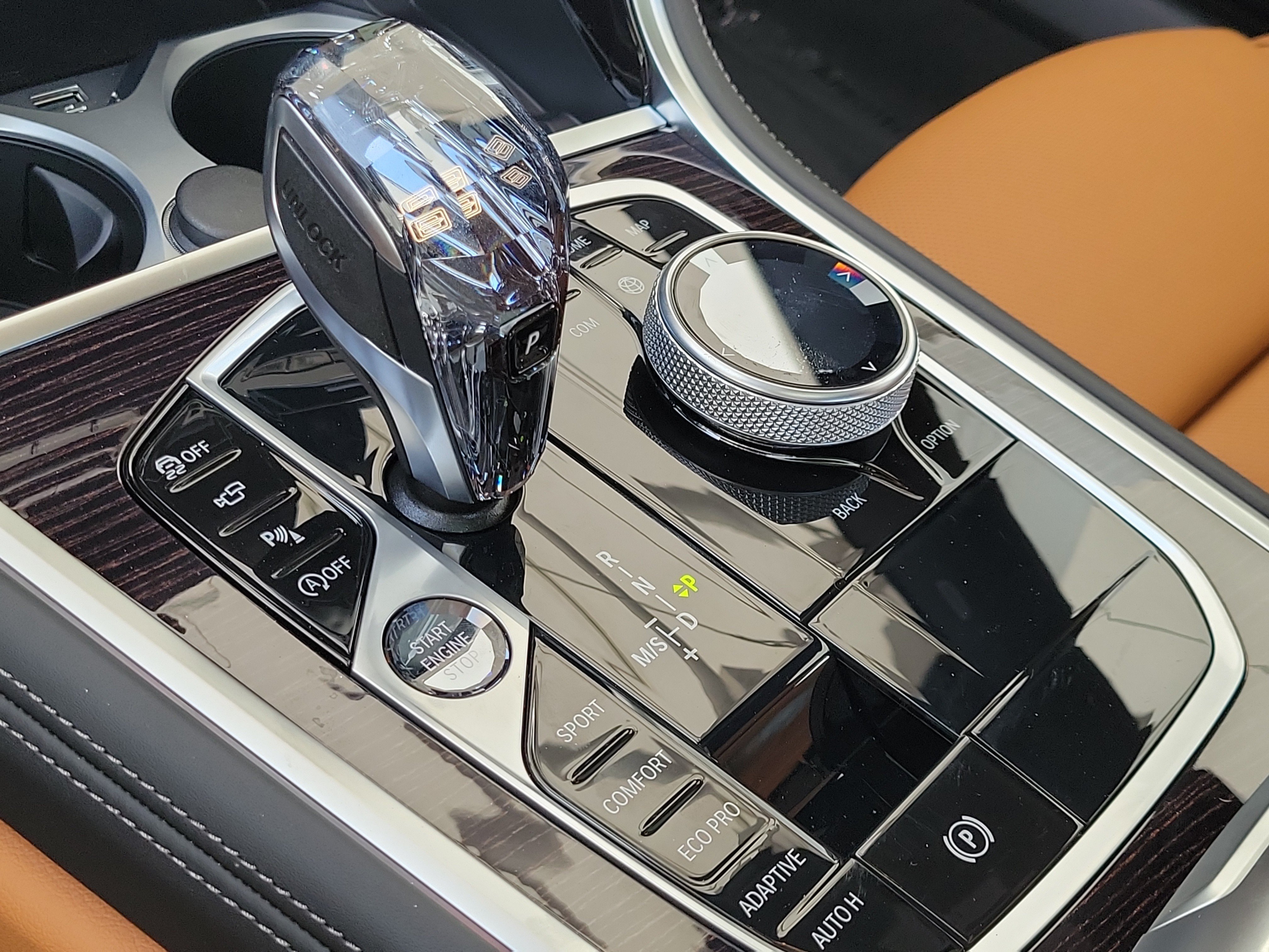 New 2026 San Remo Green Metallic BMW 840i image 25