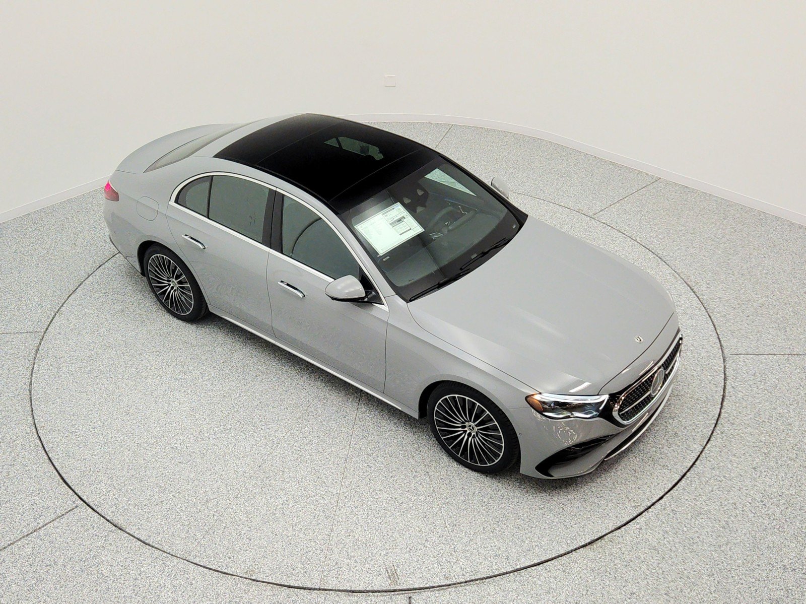 New 2026 MANUFAKTUR Alpine Grey Mercedes-Benz E 450 4MATIC® Sedan image 18