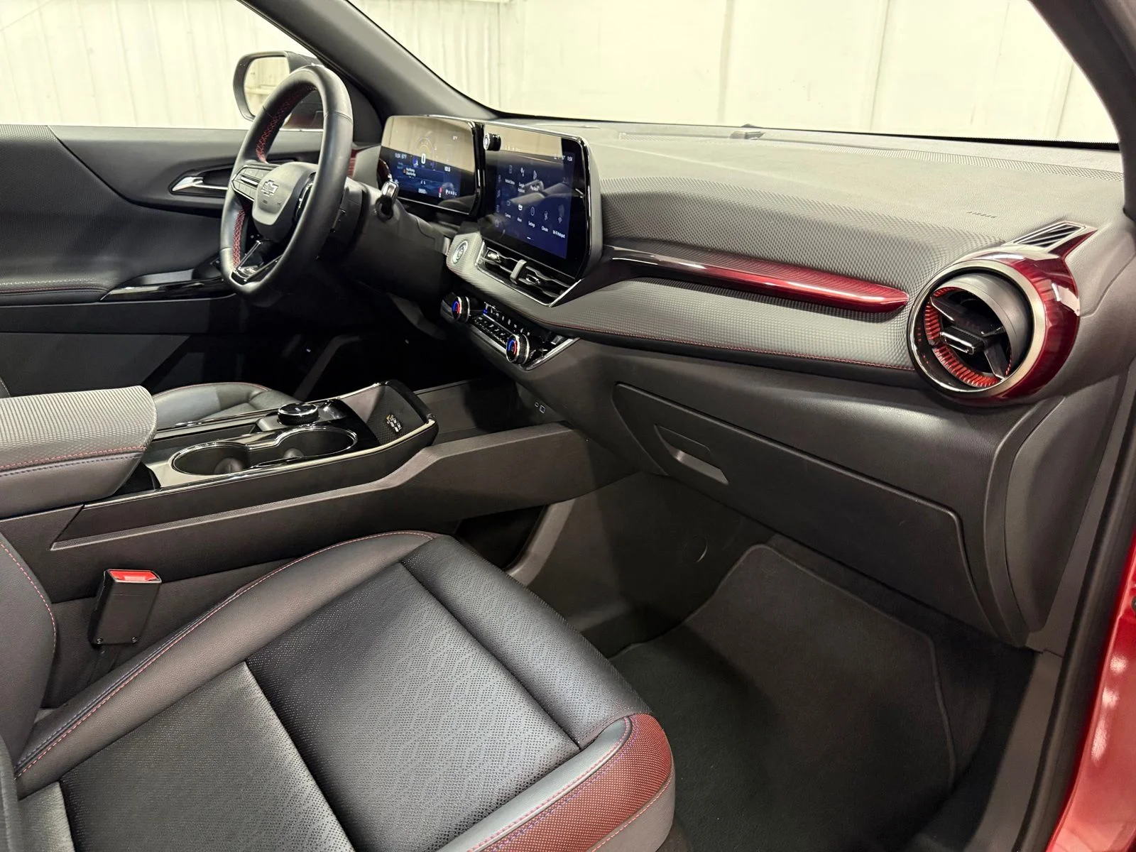 Used 2025 Red Chevrolet RS image 25