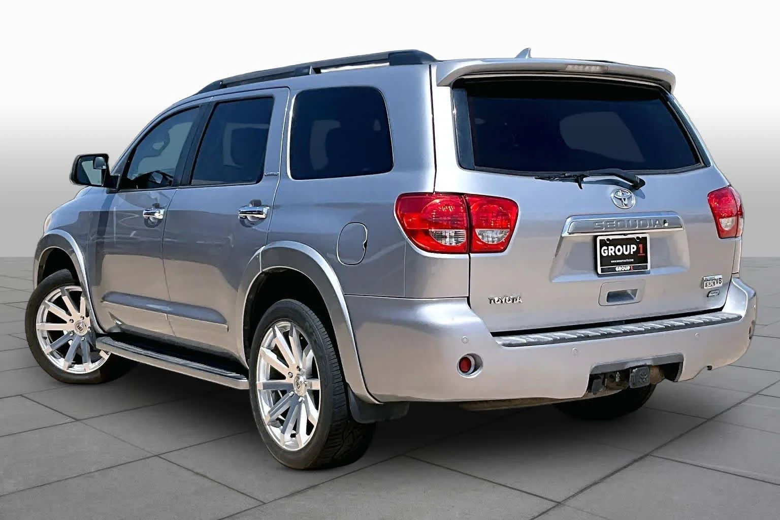 Used 2010 Silver Sky Metallic Toyota Ltd image 11