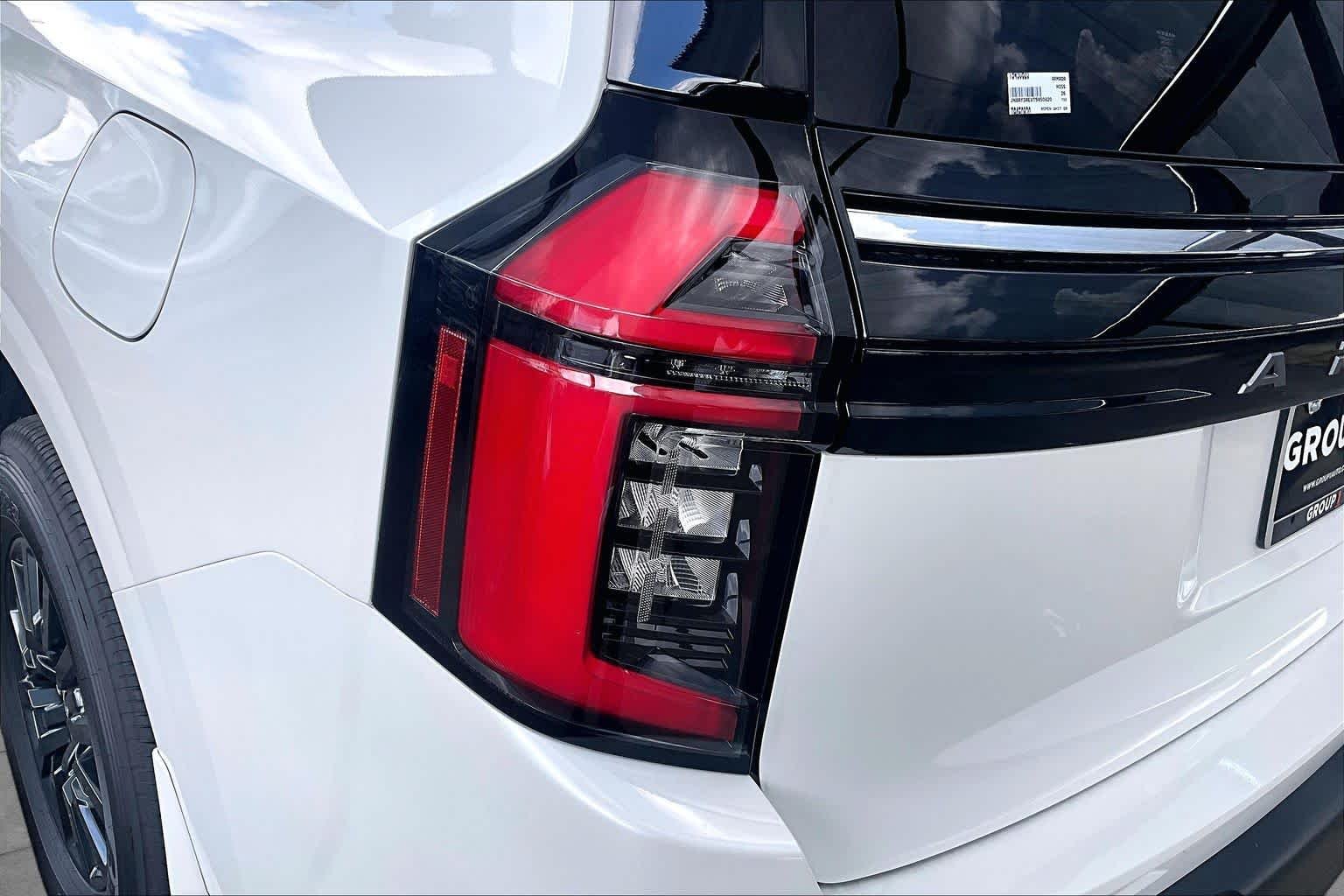 New 2026 ASPEN WHIT QACG Nissan SV image 12