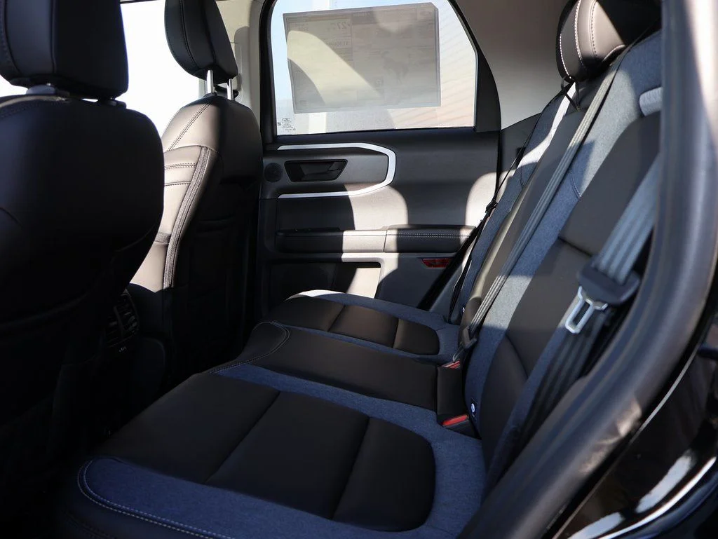 New 2025 Shadow Black Ford Outer Banks® image 17