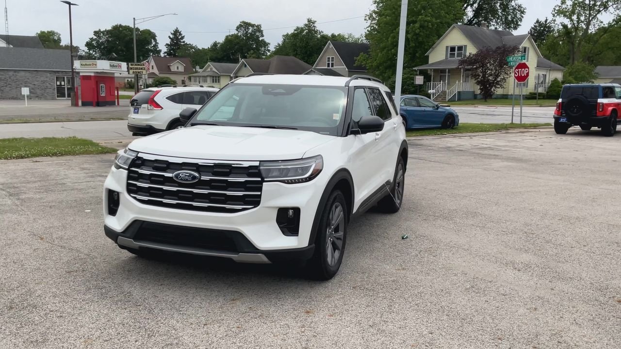 2026 Ford Explorer Active - Photo 8