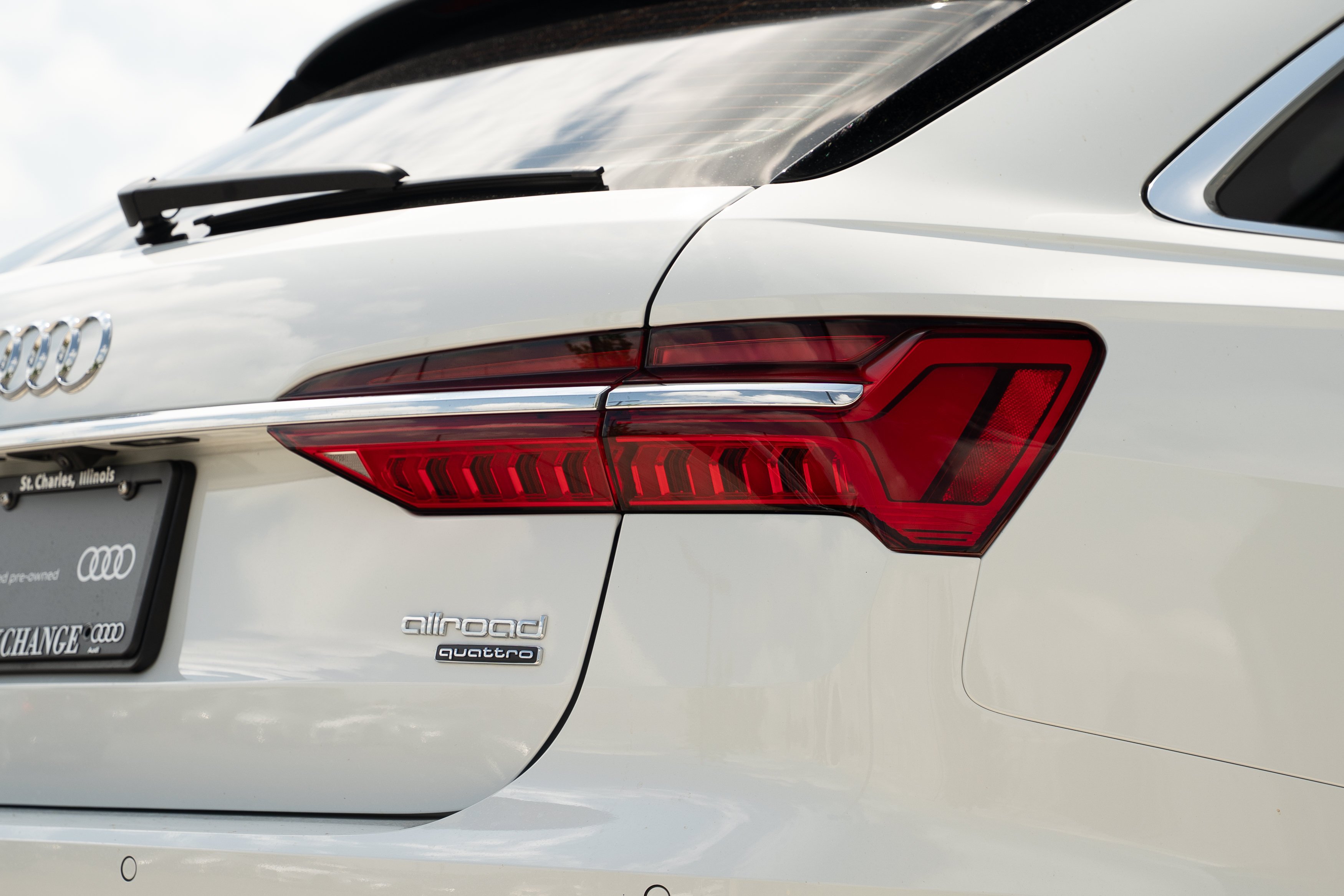Certified Used 2025 Glacier White Metallic Audi Prestige image 32