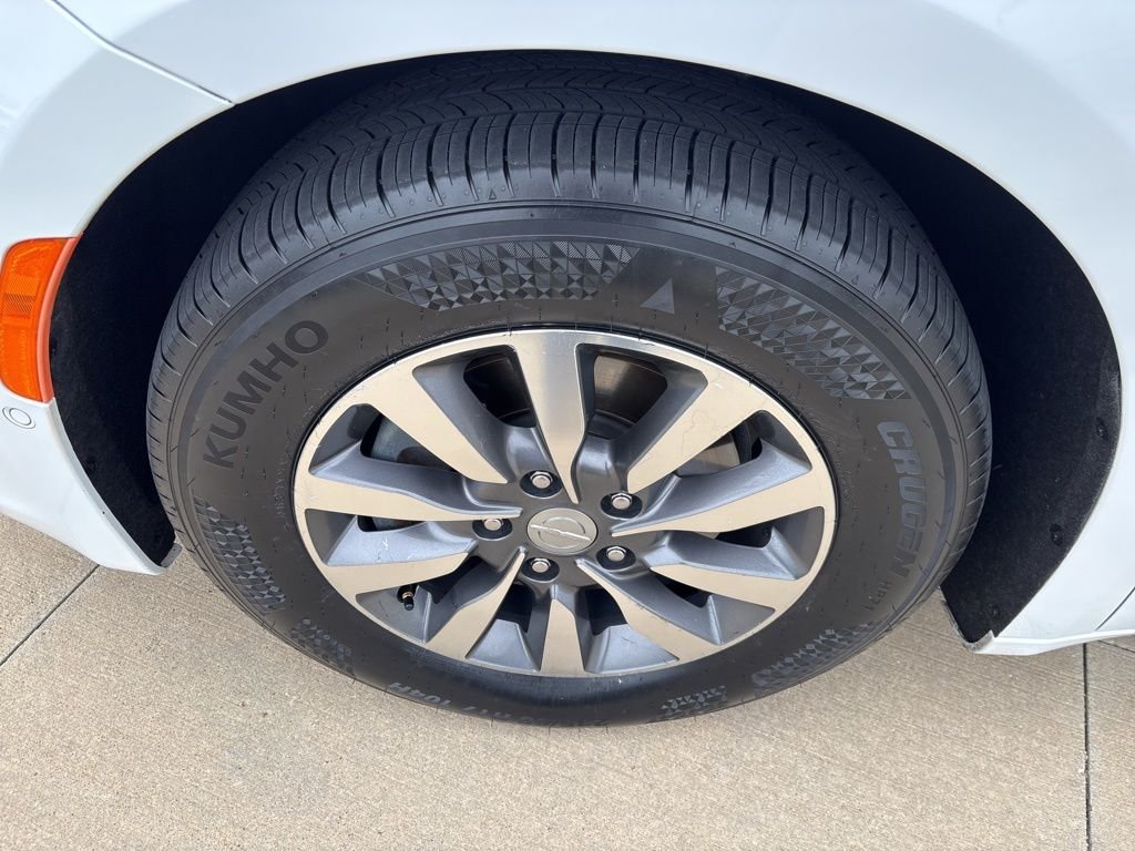 2020 Chrysler Pacifica Hybrid Limited - Photo 13