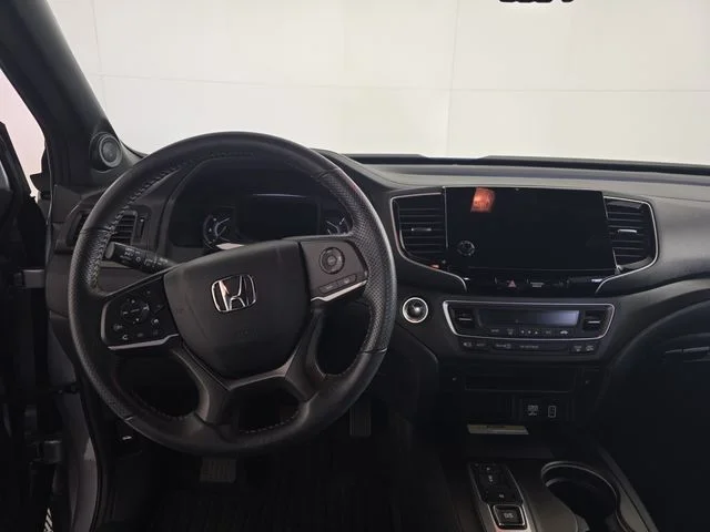 Used 2023 Silver Honda TrailSport image 12