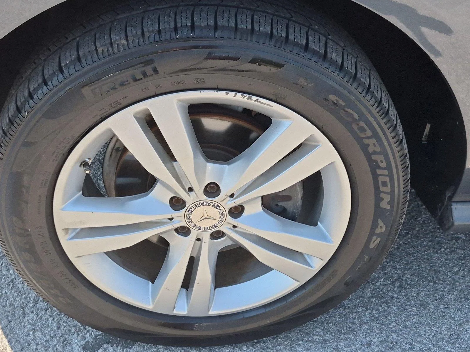 Used 2015 Steel Gray Metallic Mercedes-Benz ML 350 image 10