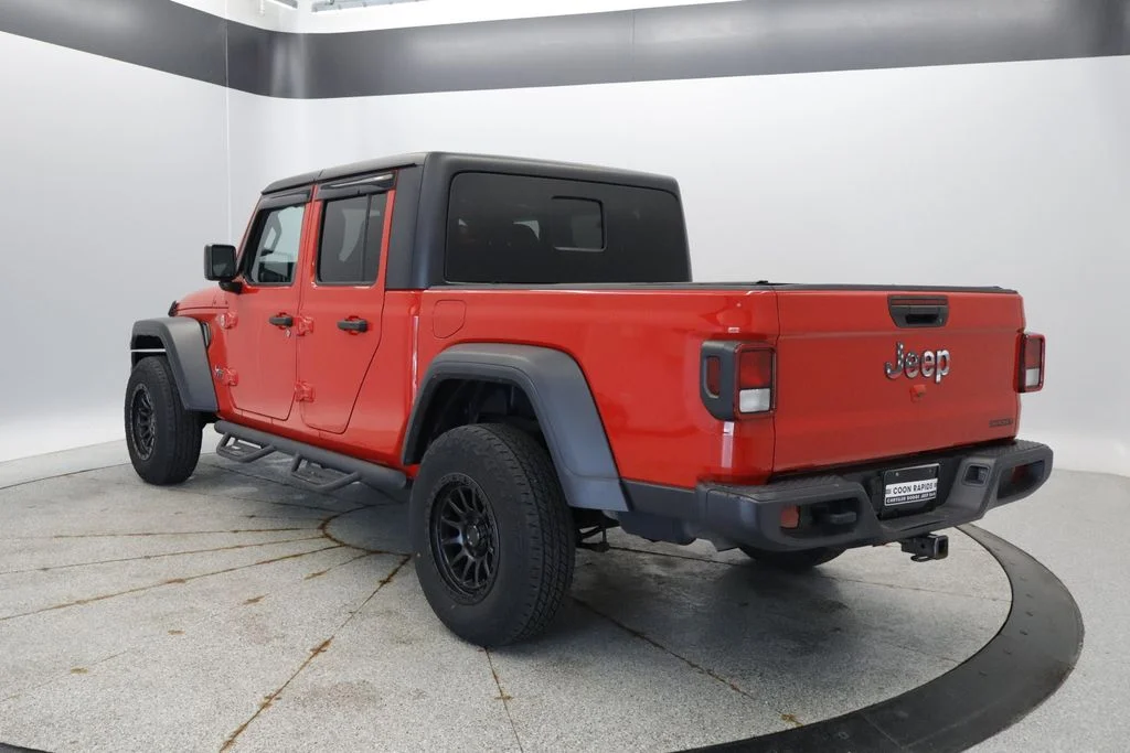 Certified Used 2020 Red Jeep Sport image 3