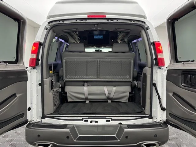 Used 2015 Summit White GMC Explorer Limited SE image 10