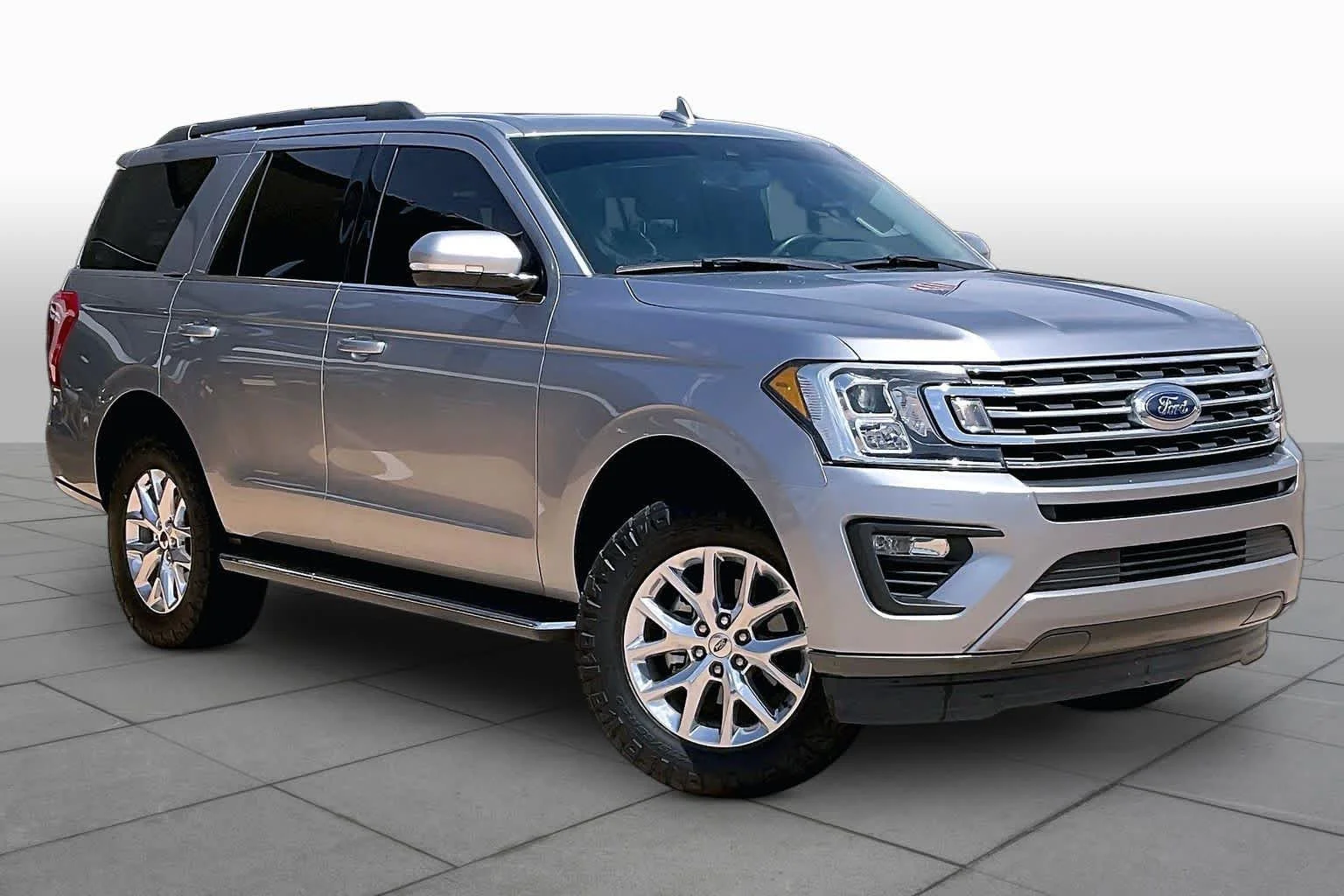 Pre-Owned 2020 Ford Expedition XLT