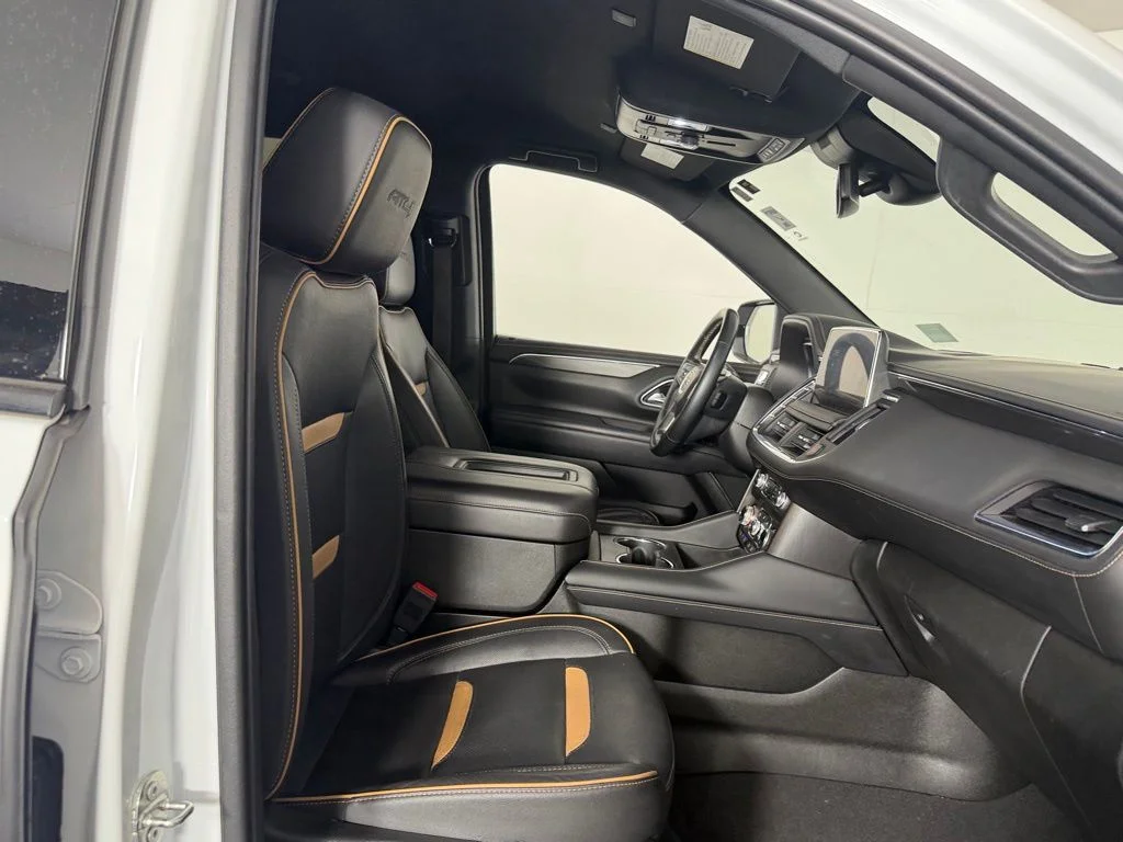 2023 GMC Yukon AT4 - Photo 30
