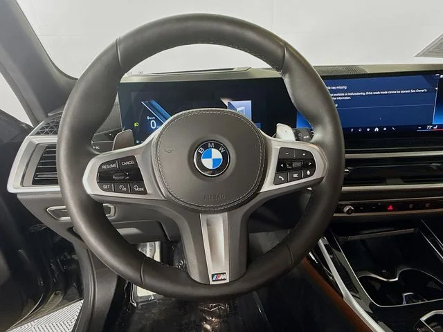 Used 2024 Gray BMW xDrive40i image 12