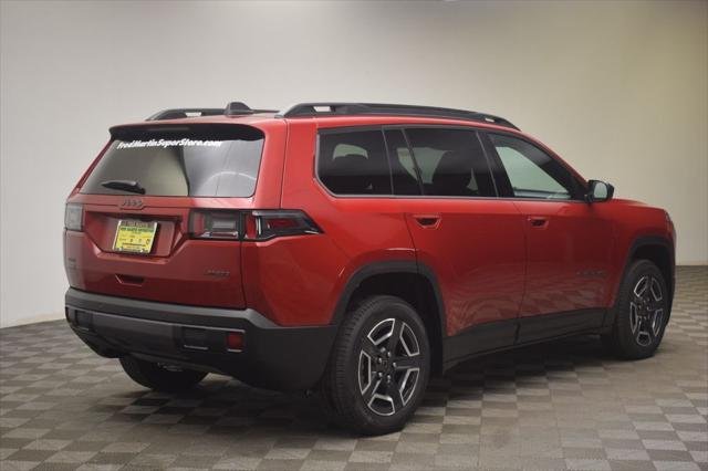 New 2026 Red Hot Pearl-Coat Exterior Paint Jeep Laredo image 6