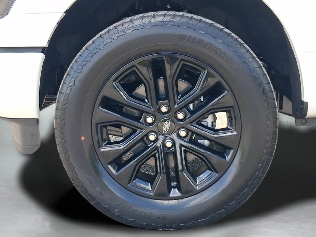 New 2026 White Ford Lariat image 9