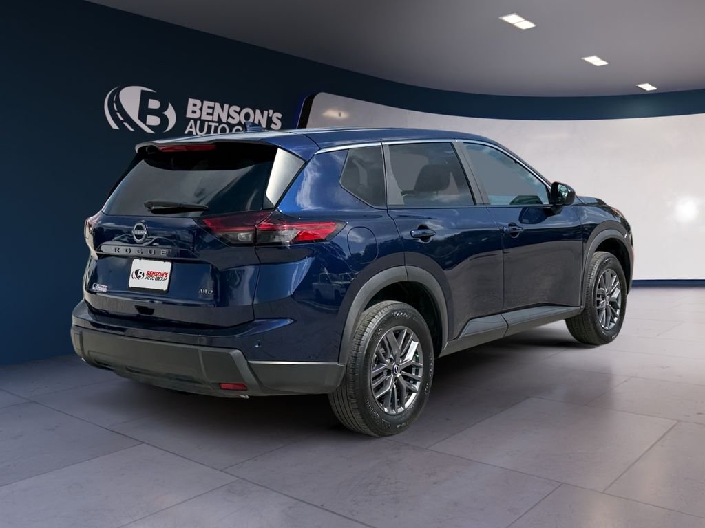 Used 2026 Blue Nissan SV image 5