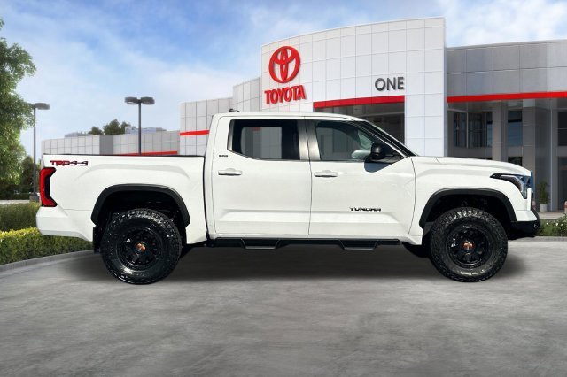 Used 2024 White Toyota SR5 image 3