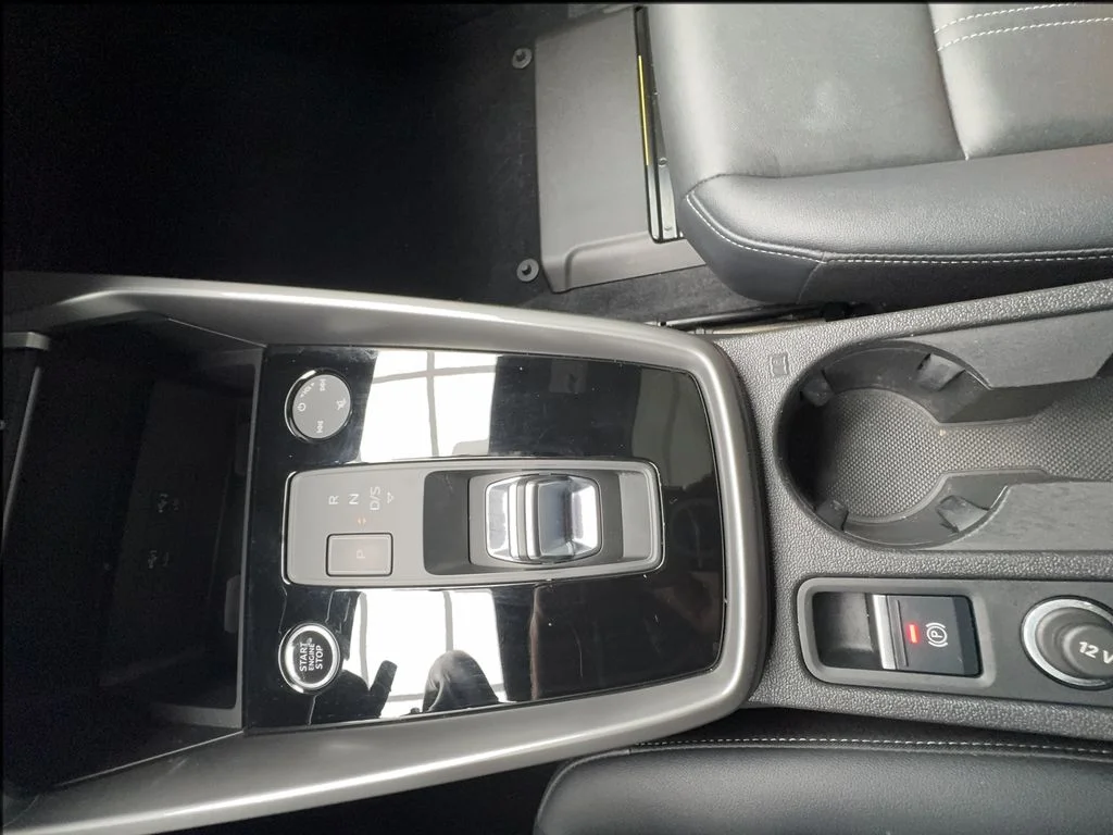 Used 2024 White Audi  image 44
