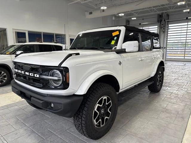 Used 2022 Oxford White Ford Outer Banks image 2