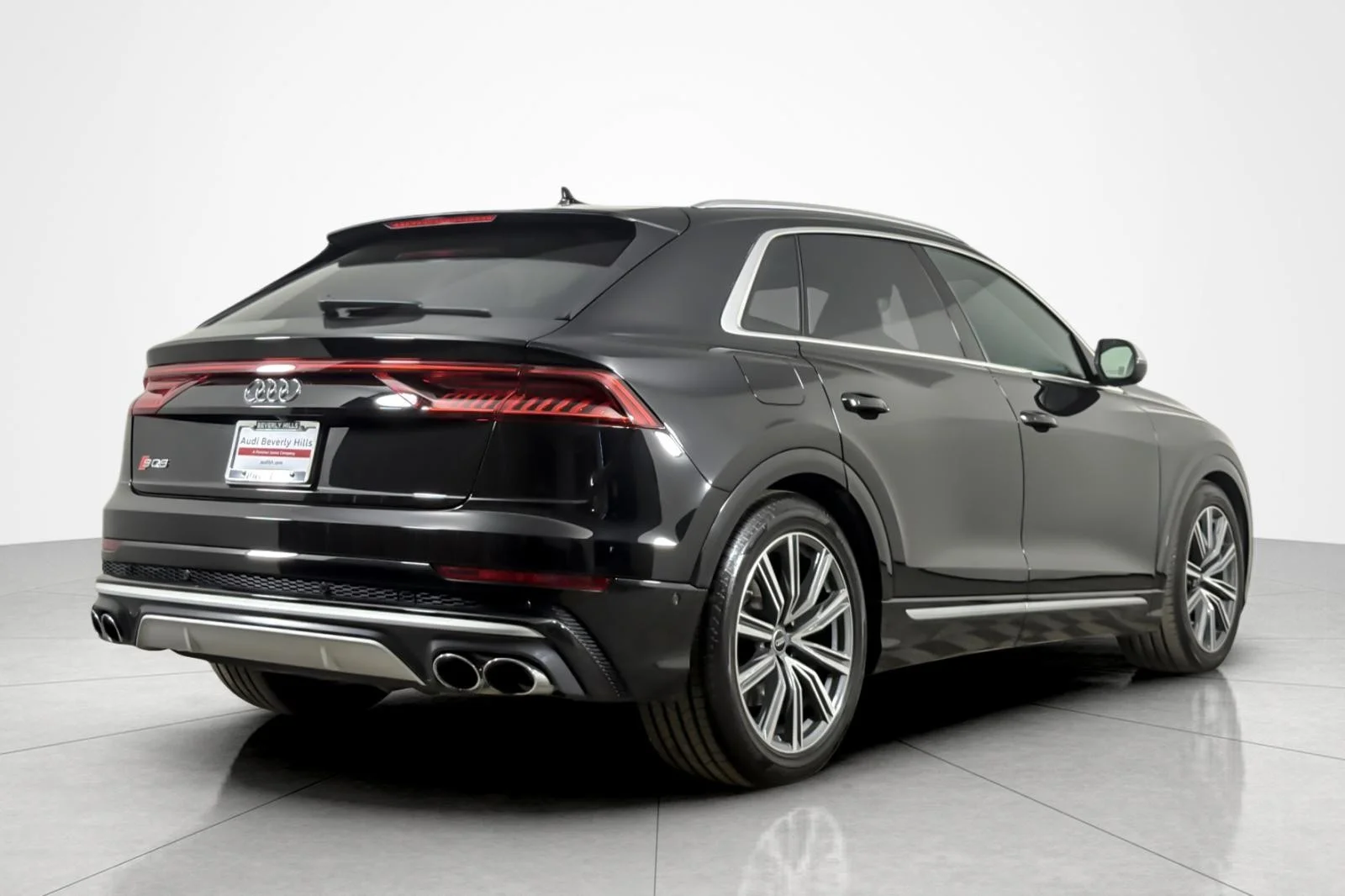 Used 2023 Mythos Black Metallic Audi Prestige 4.0 TFSI quattro image 5