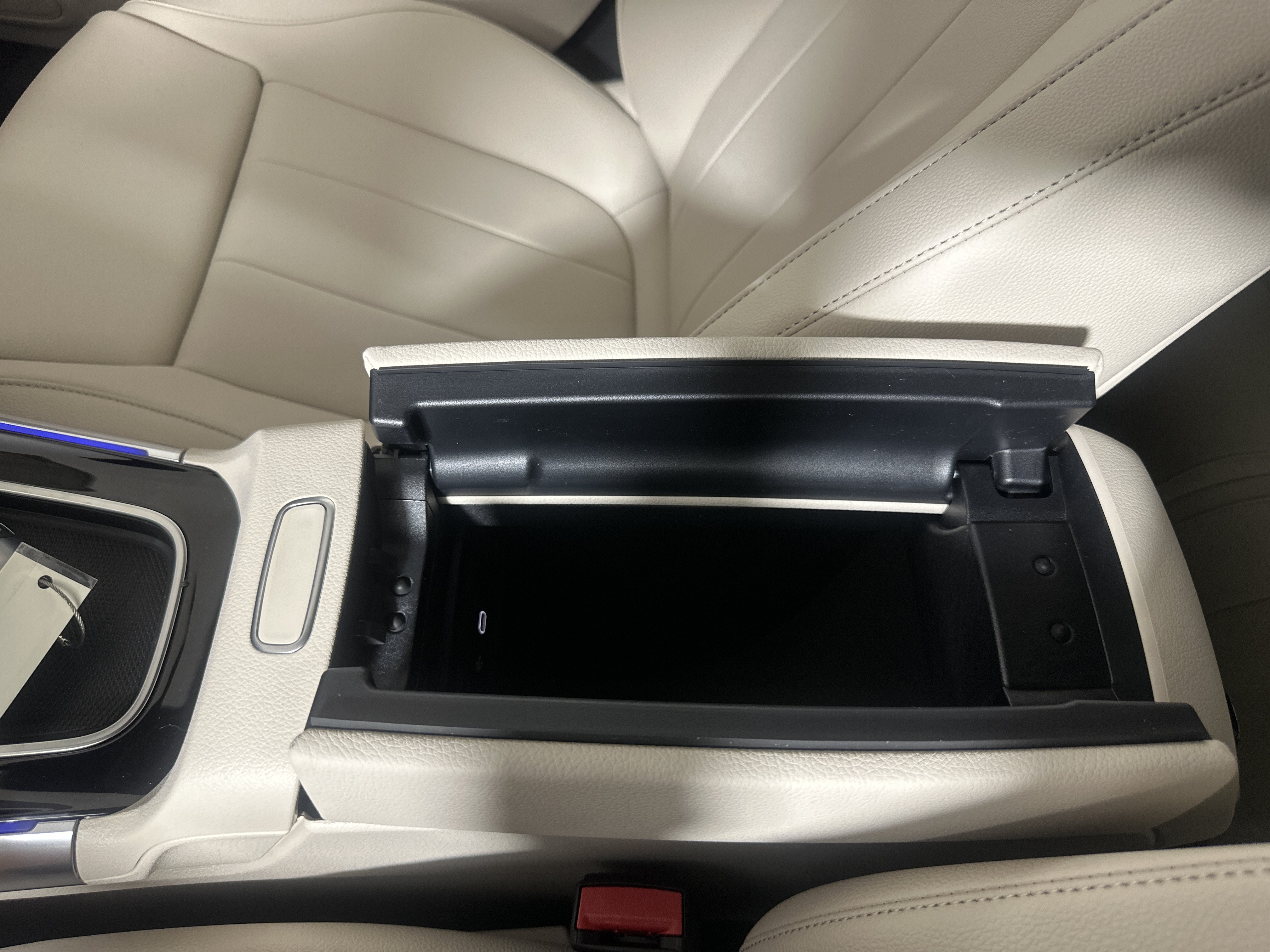 New 2026 COSMOS BLACK METALLIC Mercedes-Benz GLA 250 image 21