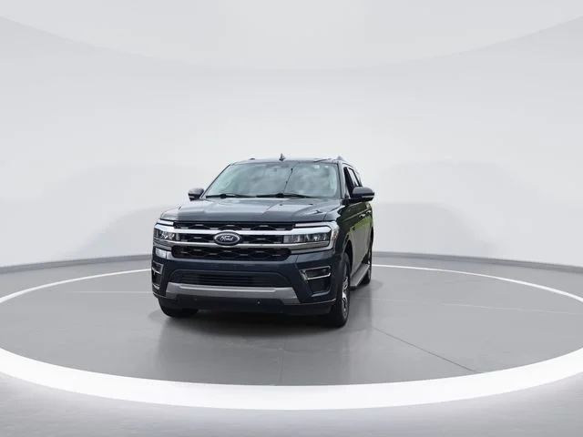 Used 2024 Blue Ford Limited image 3