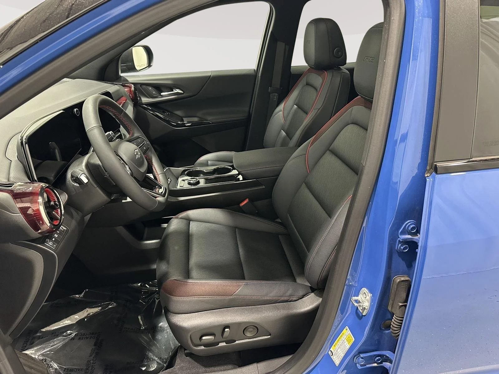 Used 2025 Reef Blue Metallic Chevrolet RS image 16