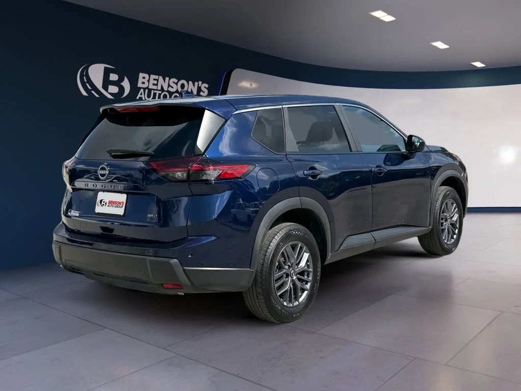 Used 2026 Blue Nissan SV image 5