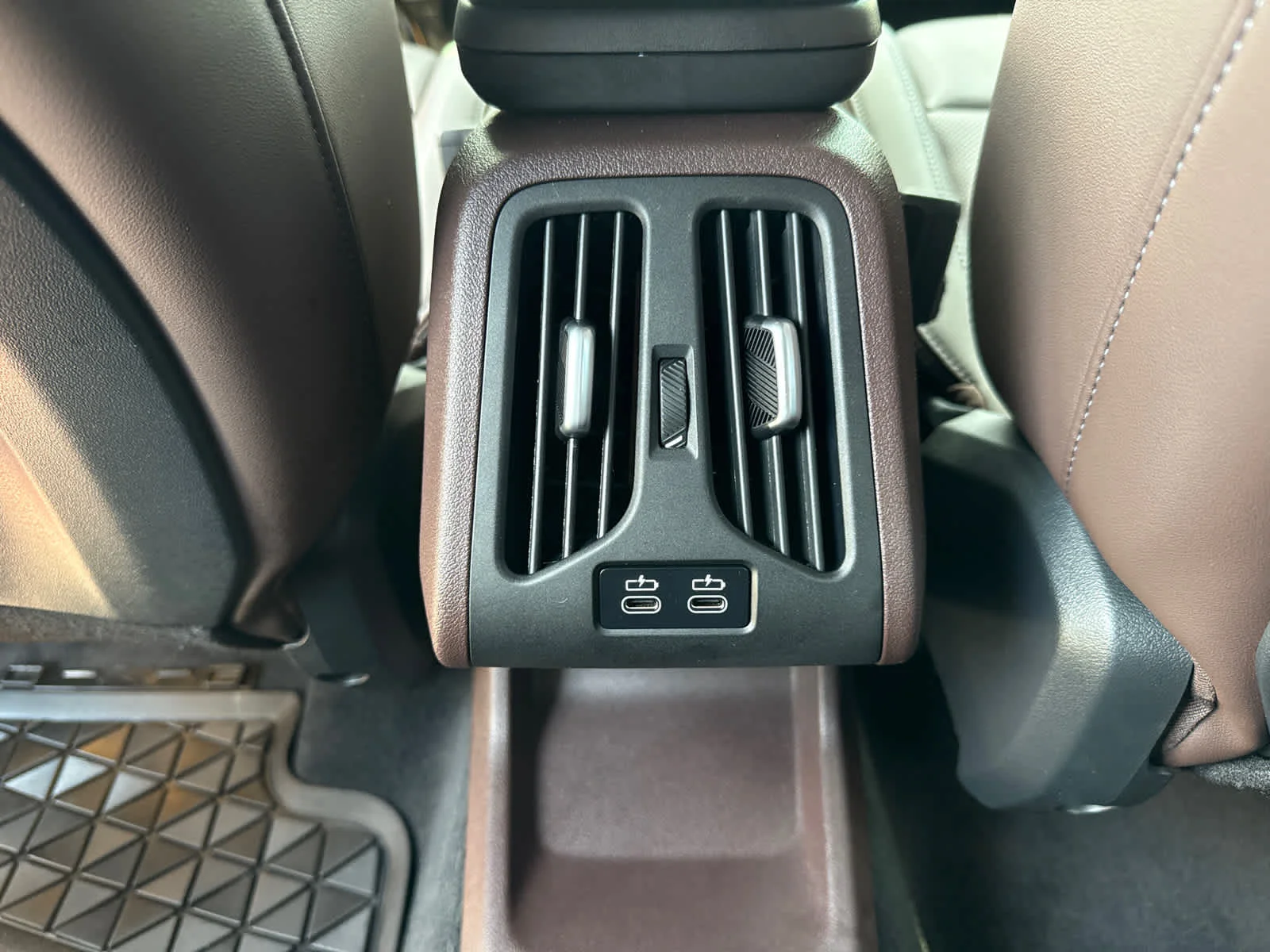 Used 2025 Storm Bay Metallic BMW M35i image 27