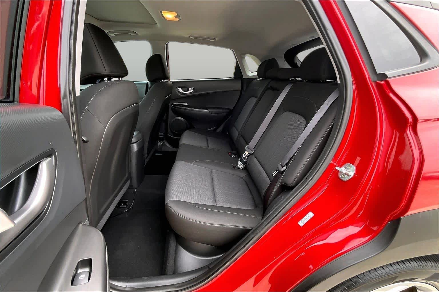 Used 2022 Pulse Red Hyundai SEL image 21