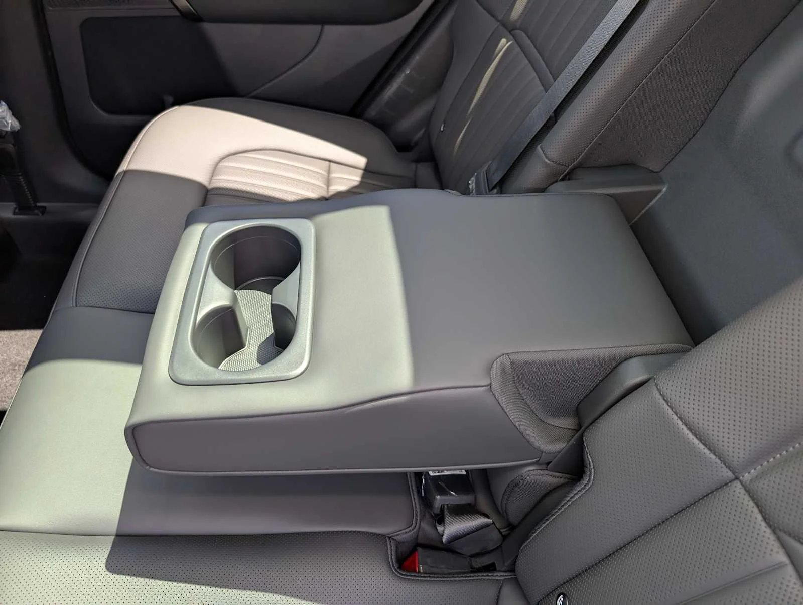 New 2027 Terrain Brown Kia X-Line S image 17