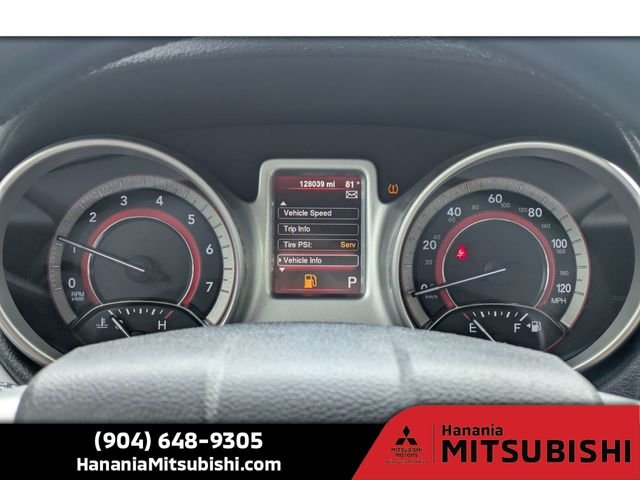 Used 2016 White Dodge SE image 28