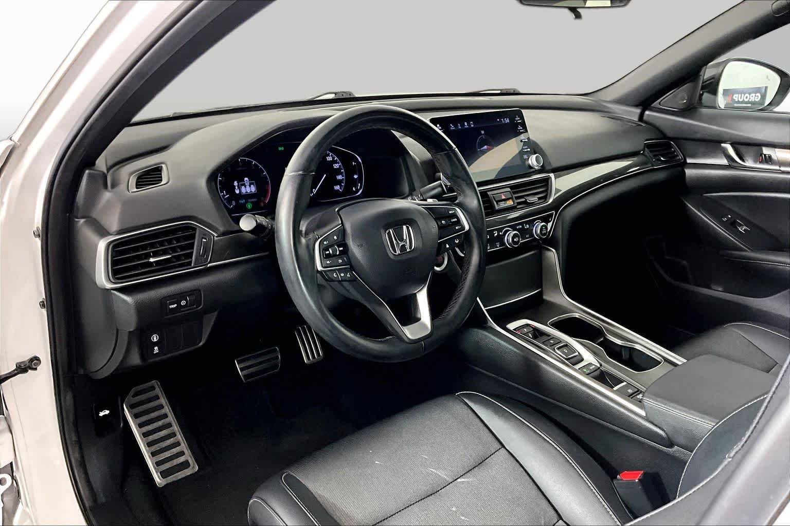 Used 2021 White Honda Sport 2.0T image 16