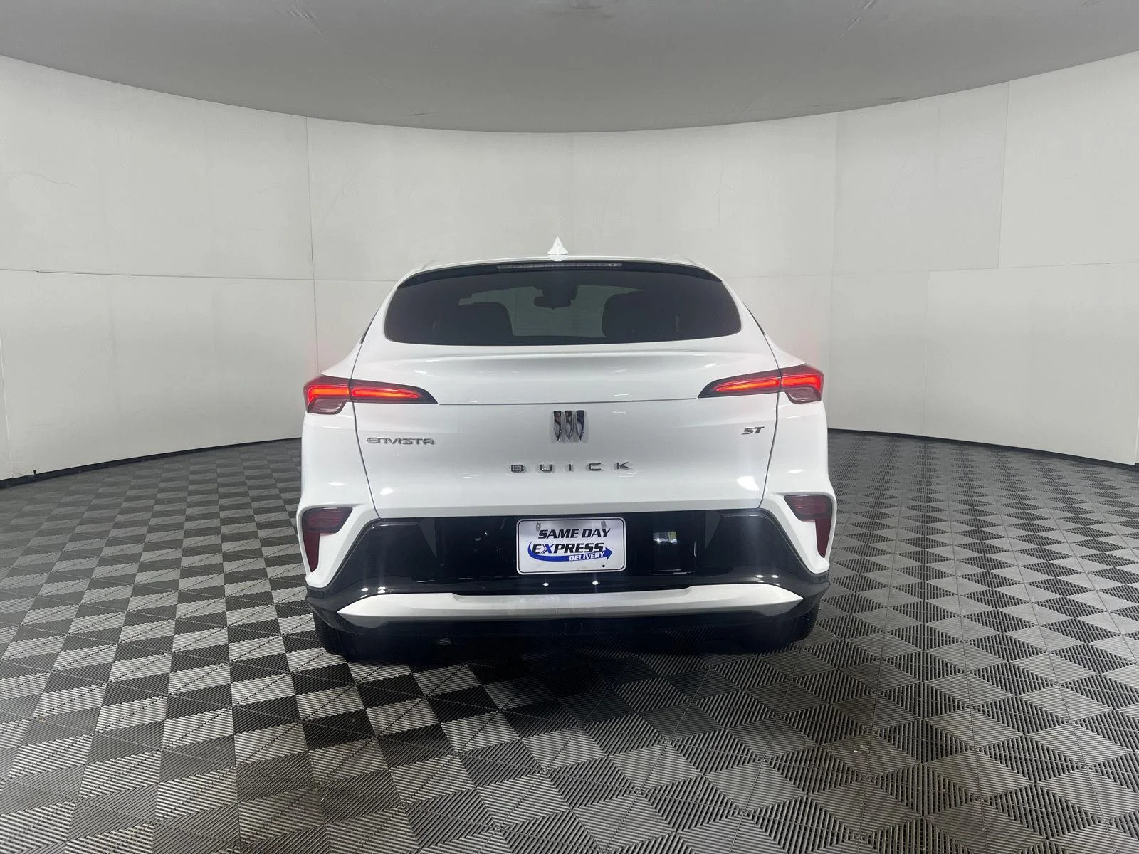 Used 2024 Summit White Buick Sport Touring image 23
