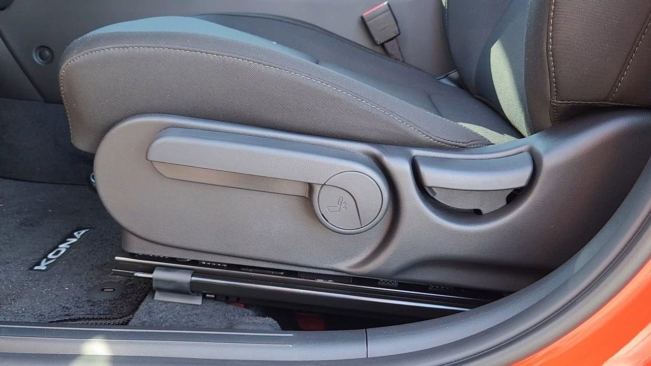 New 2026 Soultronic Orange Pearl Hyundai SE AWD image 8